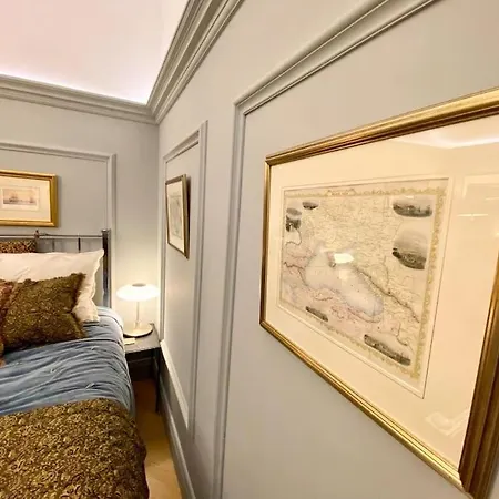 Apartment Old Designer Luxury Riga